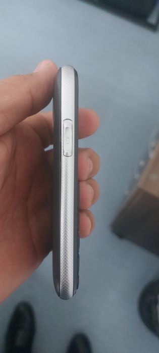 Телефон кнопочный новый