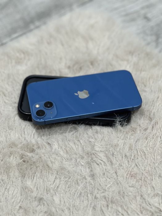 iPhone 13 Blue  • 128GB • 89% baterie • Liber retea • Husa + Cablu