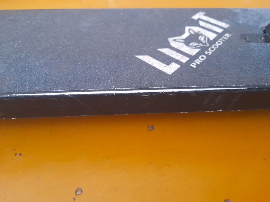 Limit S-lmt83 самокат