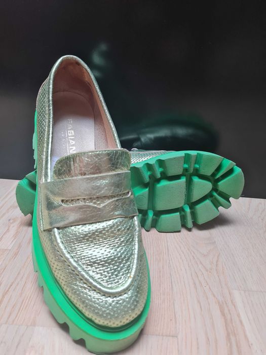 Пролетни обувки от естествена кожа