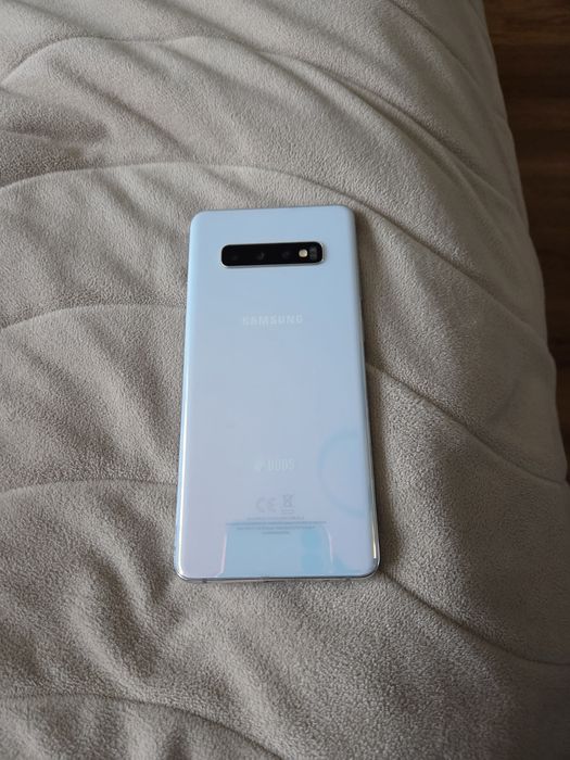 Samsung galaxy s10+ edge