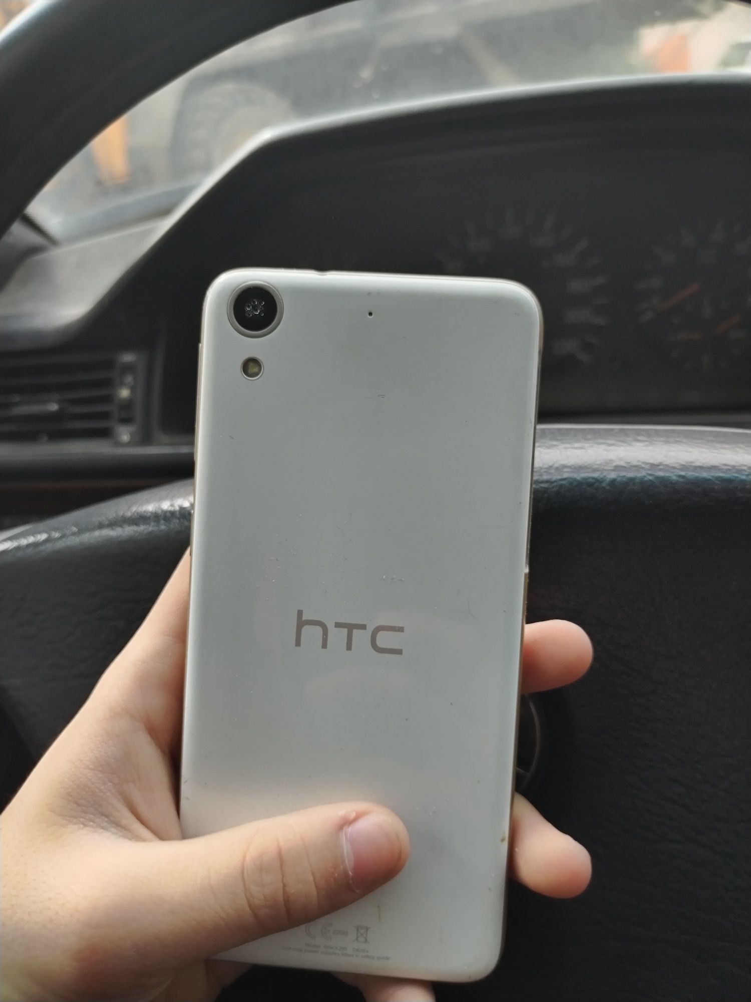 Это телефон HTC Desire 626g: 7 000 тг. - Мобильные телефоны / смартфоны  Астана на Olx