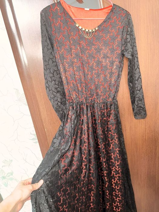 Платье женское праздничное