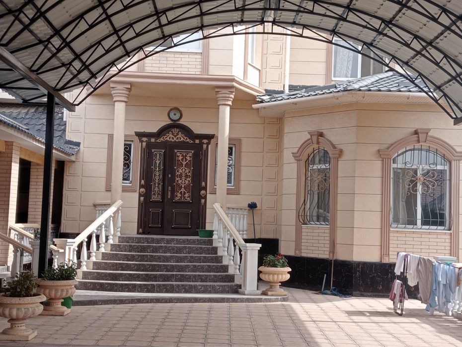 Продаю балясины бетонные.