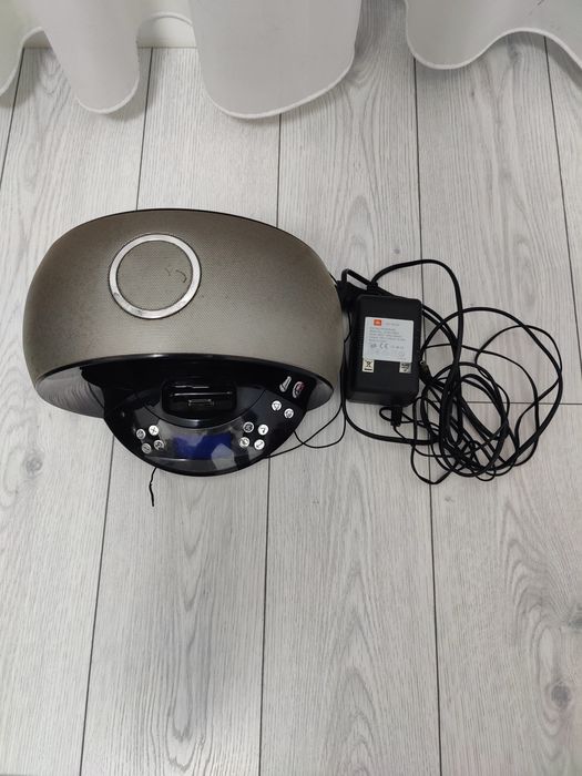 JBL One Time(prima generație)
