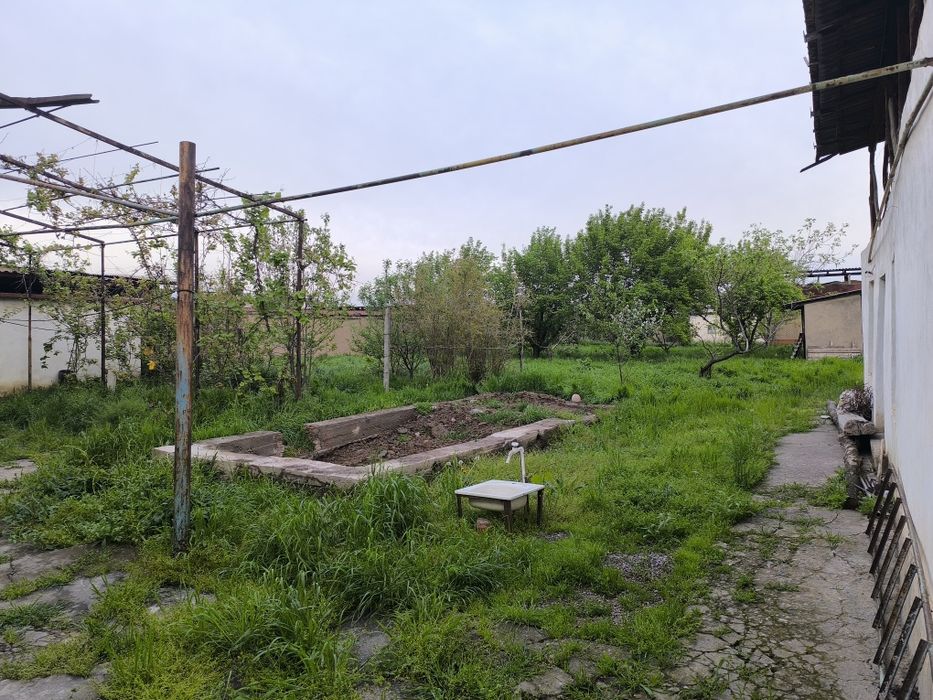 Уй сотилади участка