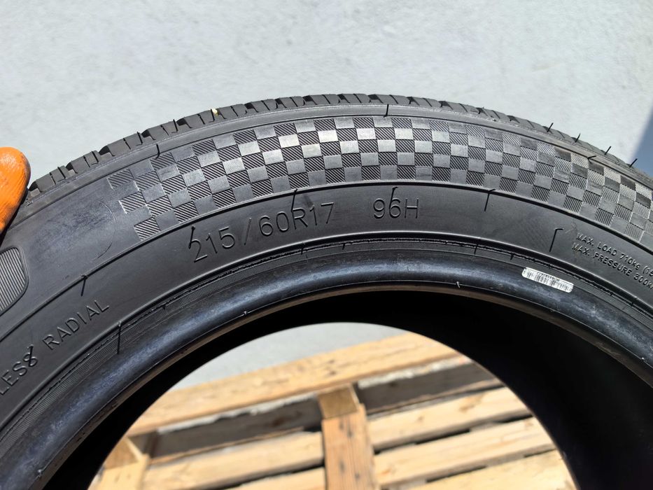 215/60/17 Джой Роуд ДОТ 2020 г - Само 1 брой гума