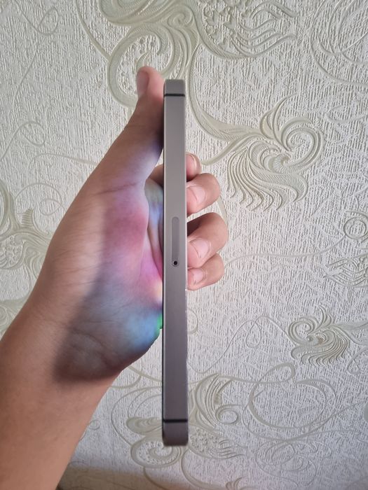 Iphone 5s sotiladi