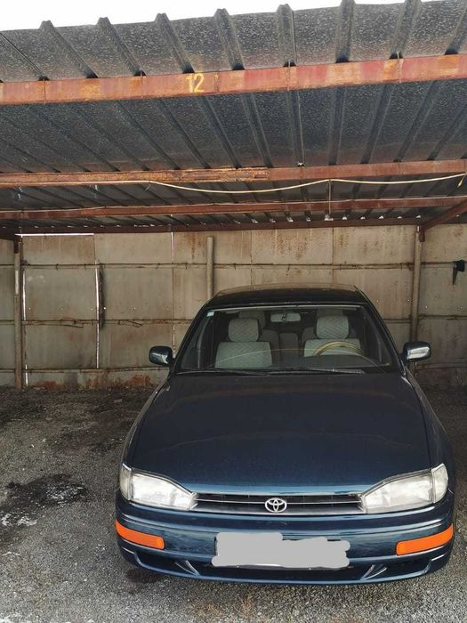 Автомобиль  Toyota Camry