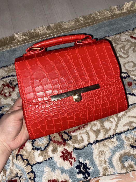 Сумка 5000 тенге