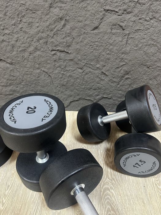 Дъмбели Technogym 17.5 , 20, 25 кг