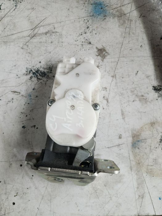 Брава за заден капак за Citroen C4 Aircross