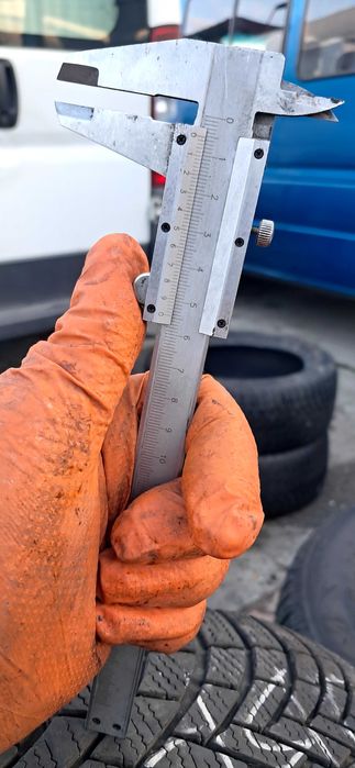 Зимни гуми
245/40-18
205/60-16
205/55-17
205/55-16
255/40-20