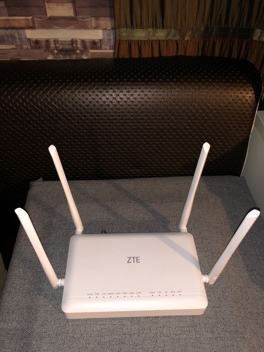 Router ZTE ZXHN F6600R – Wi‑Fi 6, Dual‑Band, 4 porturi Gigabit