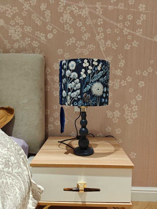 Абажуры, люстры, светильники ручной работы на заказ и в наличии