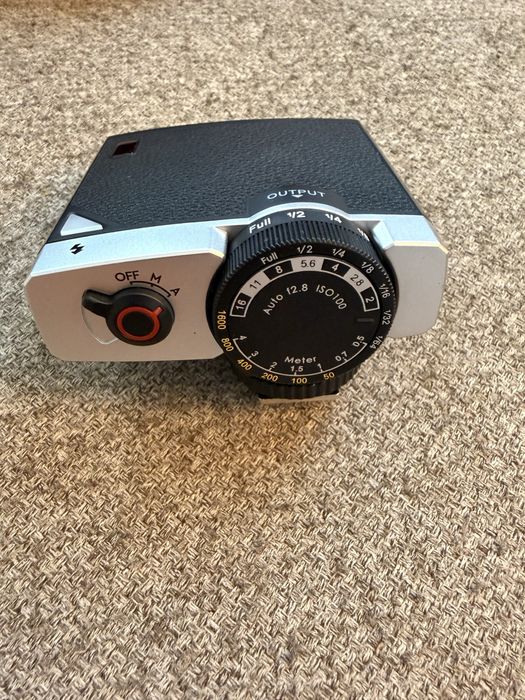 Sony ZV-1 + Shooting Grip + Светкавица | Пълен влогинг комплект