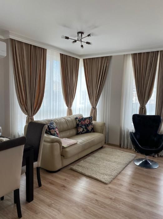 Дава се под наем Двустаен апартамент в Пловдив, Христо Смирненски - 75 кв.м за 475 € - Снимка #3