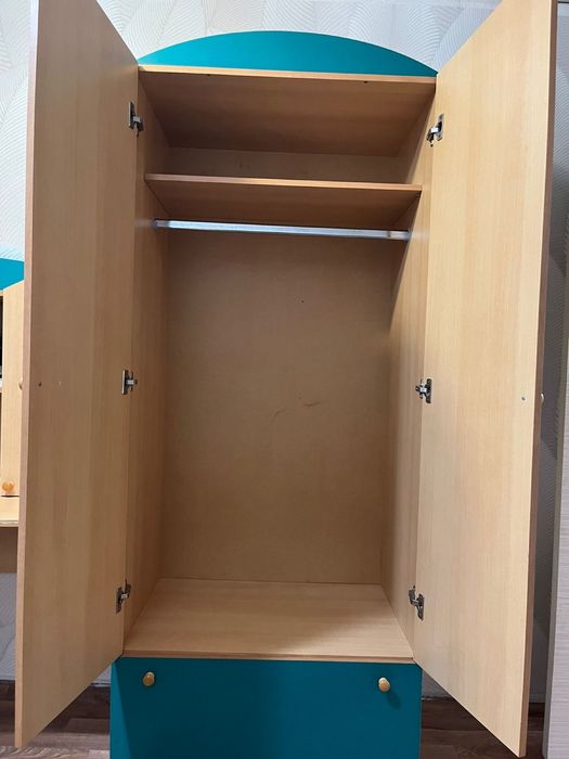 Продам детскую стенку