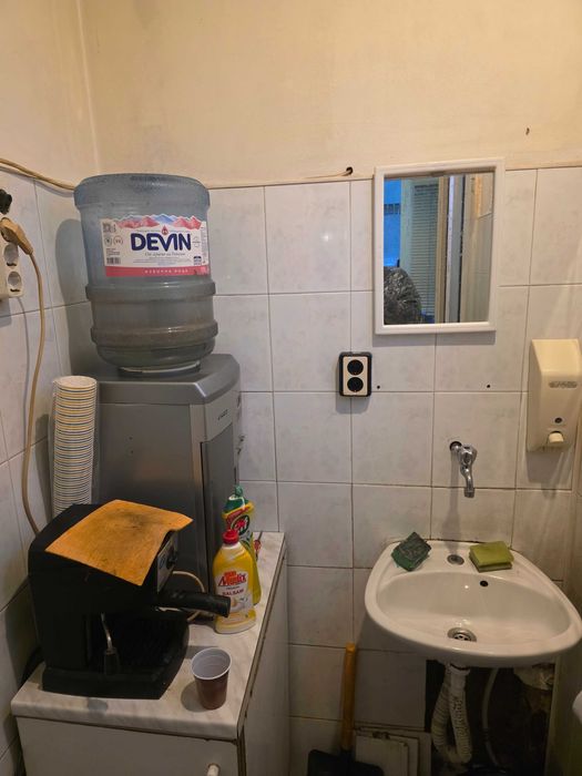 Работеща бензиностанция с газстанция и автомивка