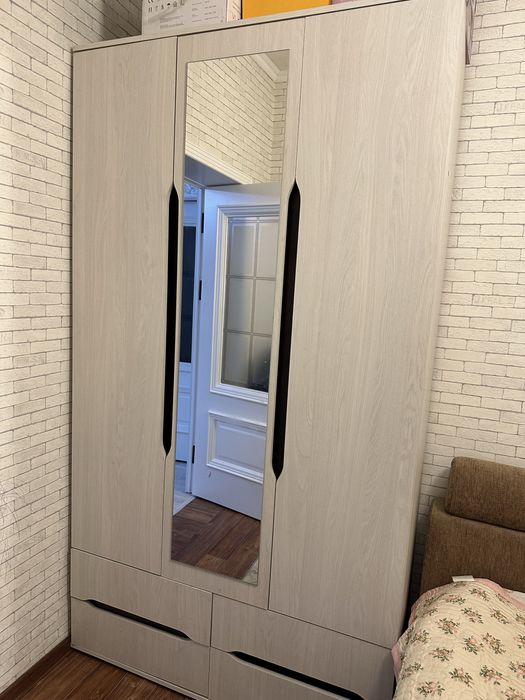 Шкаф в хорошем состояний