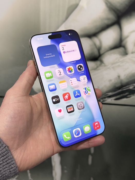 iPhone 16 Pro Max Natural Titanium