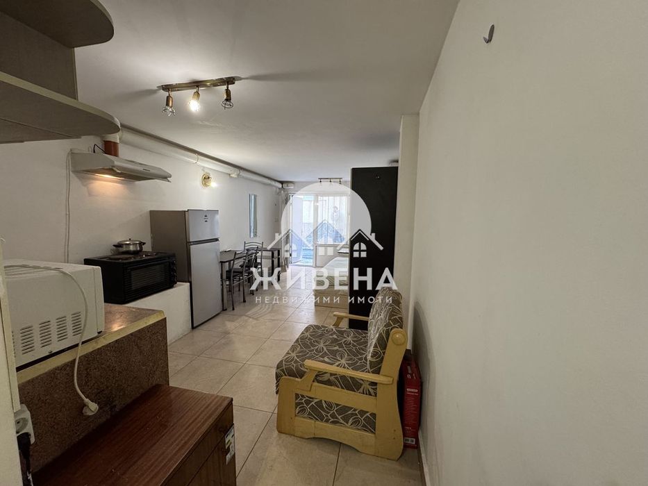 Продава се Едностаен апартамент в Варна, Базар Левски - 24 кв.м за 2500 €/кв.м - Снимка #2