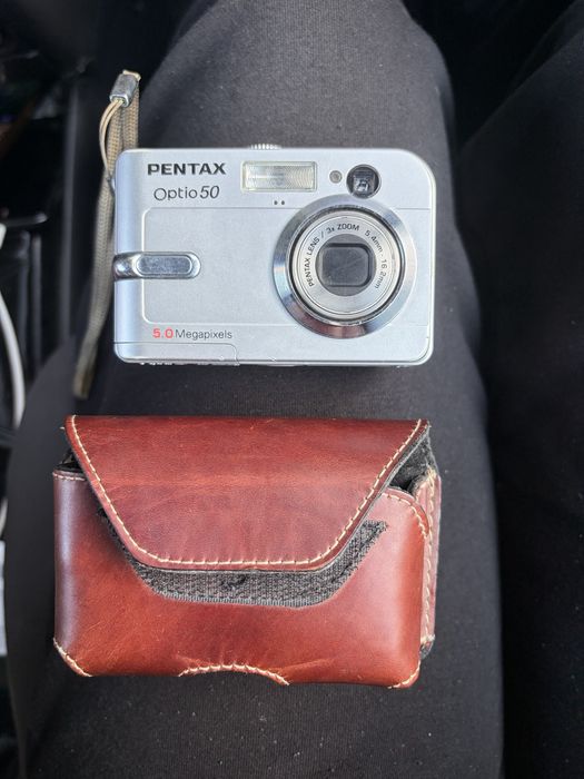 Aparat foto Pentax Optio 50 – Cameră digitală retro Y2K digital digicam