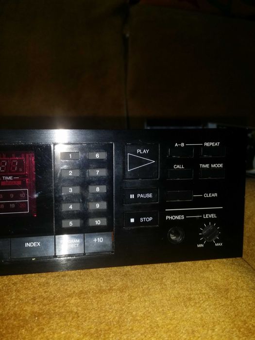 Усилвател. Дек.Сд.Аудио техника.Denon 1300