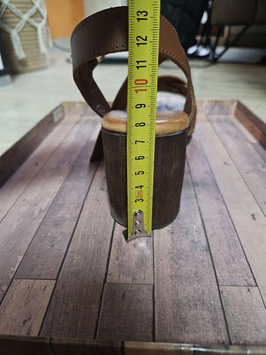 Дамски сандали 39