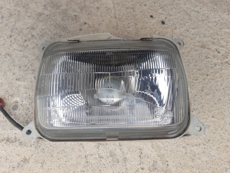 Фарове за мотоциклети Honda, Yamaha,Suzuki,Kawasaki,Bmw-втора УПОТРЕБА