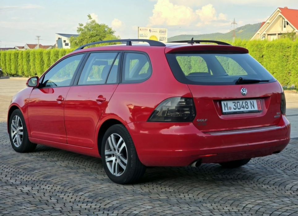 Volkswagen Golf VI 1.6 tdi 105 cp