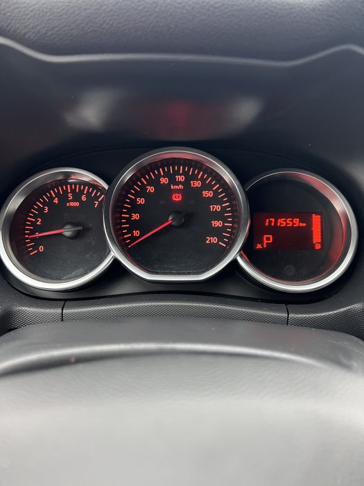 DACIA Duster 1.5 dci 4X2 Cutie Automata