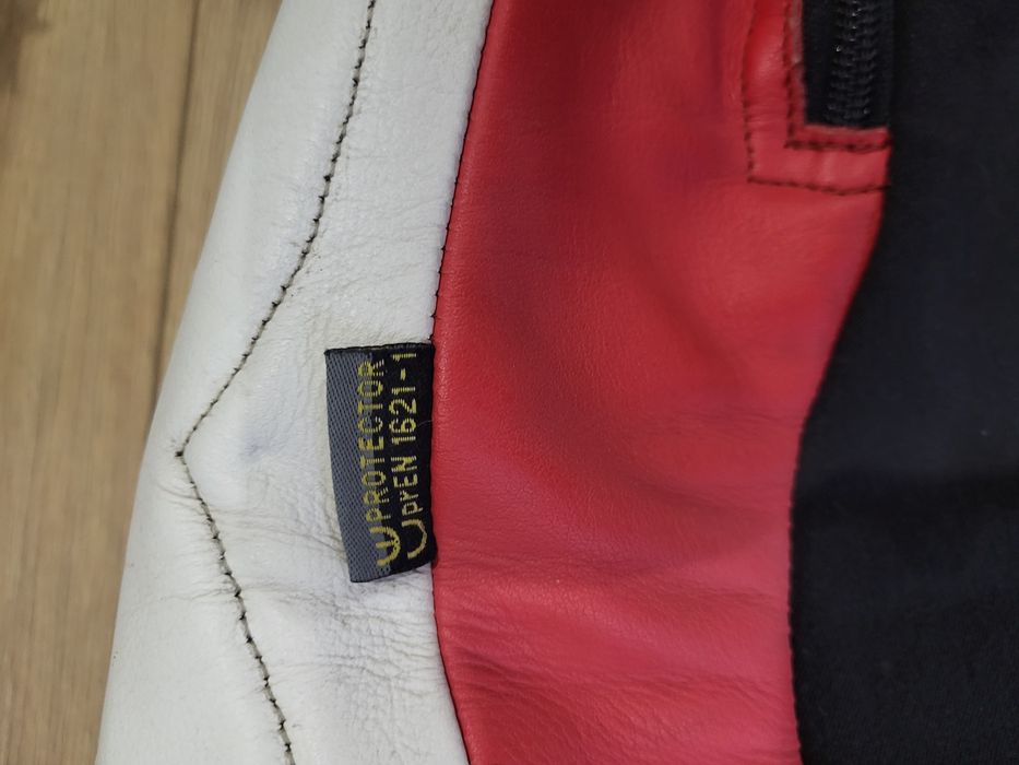 Костюм мотоциклетный