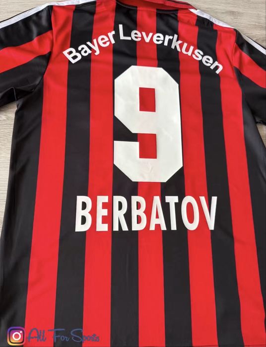 Adidas / Bayer Leverkusen / Berbatov