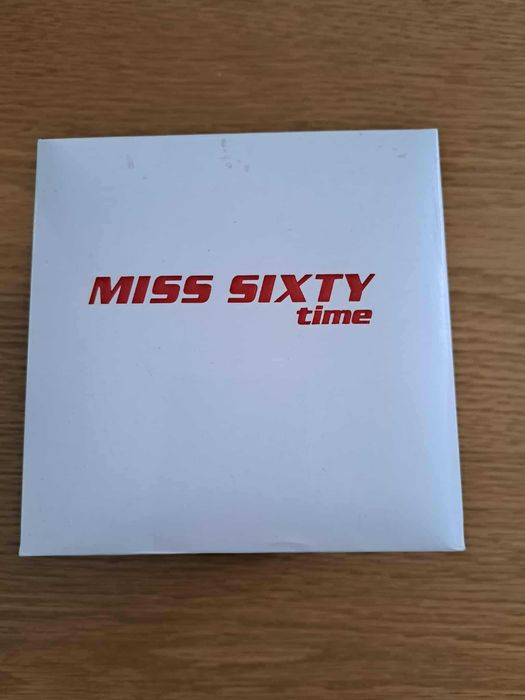 Часовник Miss Sixty