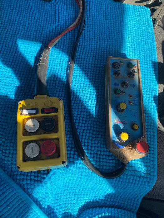 VAND sau SCHIMB  Sărăriță și lamă pentru dezăpezire!