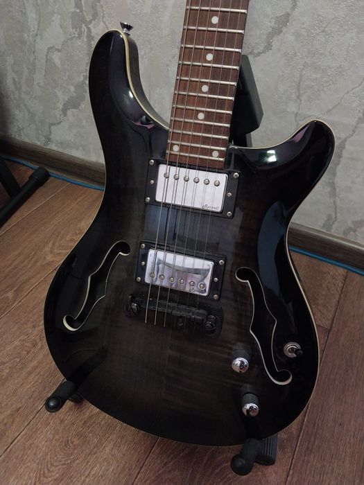 Продам электрогитару harley benton