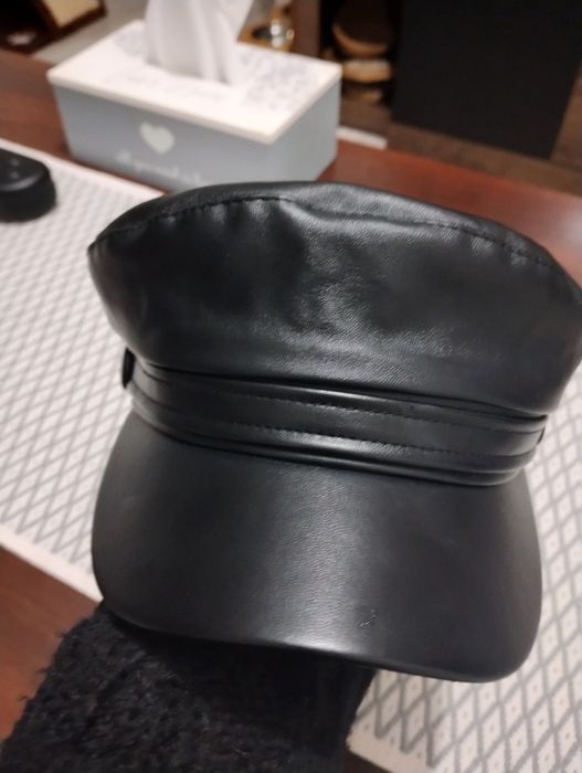 Șapcă  elegantă  neagra