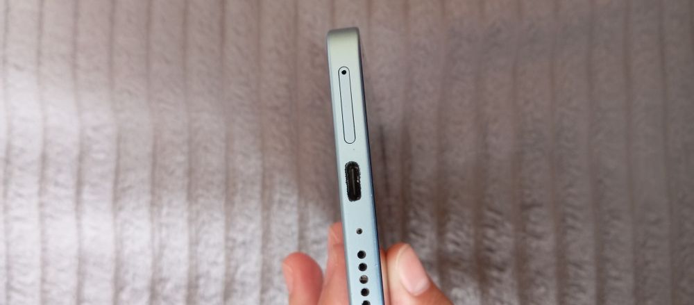 Телефон: Redmi 13