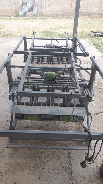 Шлакоблок станок апарат шлакоблок