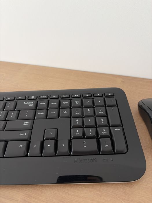 Set wireless Microsoft tastatura + mouse