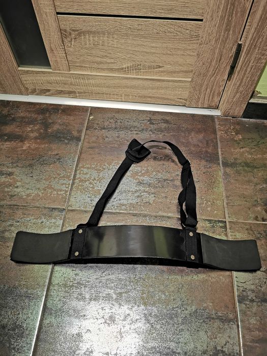 Продавам фитнес лостове,стока за тежести и бицепс опора