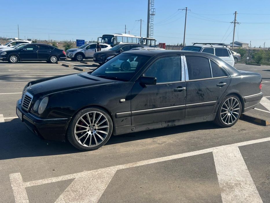 Мерседес бенз