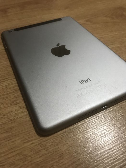 iPad 3 mini 128 GB WiFi + Cellular