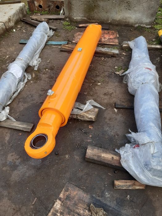 Гидроцилиндр (Ивановец)