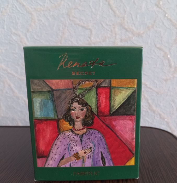 Продам парфюм женский