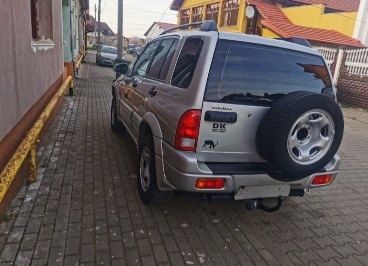 Suzuki grand vitara 2.0 benzina