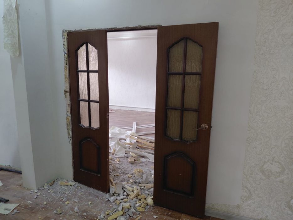 Есіктер, әртүрлі рр