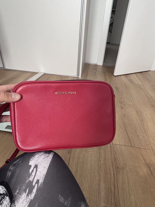 Кожена чанта Michael Kors, червена