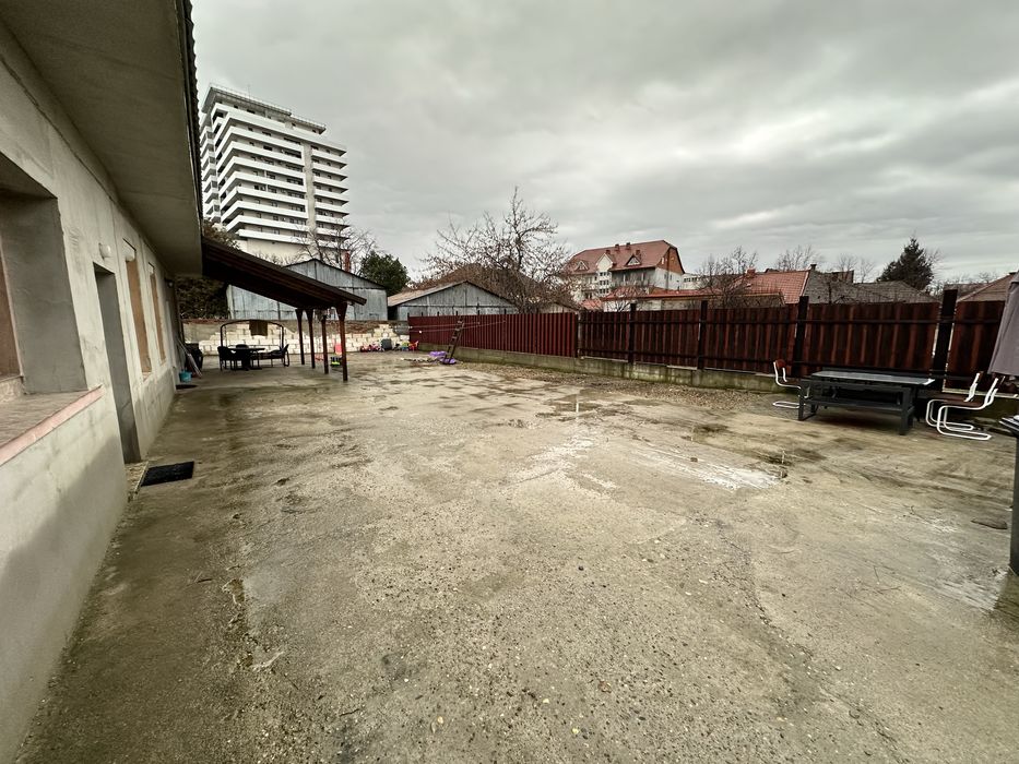 Casa 3 camere zona Piata Mare Satu Mare • OLX.ro